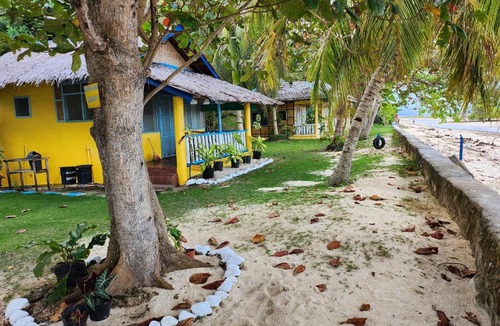 Larena Resort | Islanders Paradise Beach
