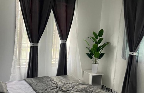Benut Villa | Ivory Tiny House Benut