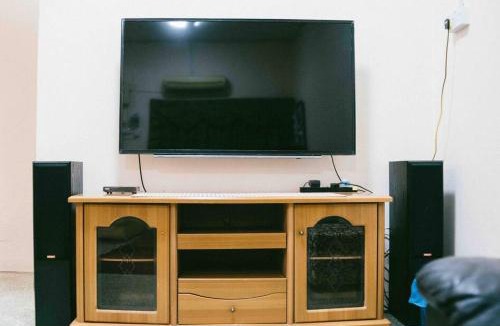 Malacca City House | # J Homestay [15PAX -4ROOM-TOWN AREA]