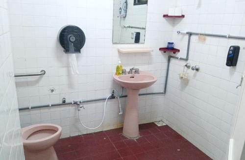 Taman Kota Laksamana House | Jacks Home at Jonkers for 15pax n more