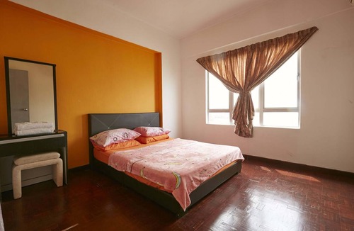 Taman Haji Zainal House | JC Sunshine Bay Resort Port Dickson