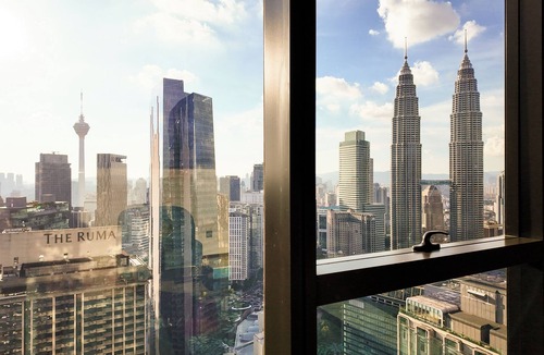 Golden Triangle Apartment | JD Home Stay | Two Bedroom Apartment with Bathtub @ Imperial Lexis KLCC