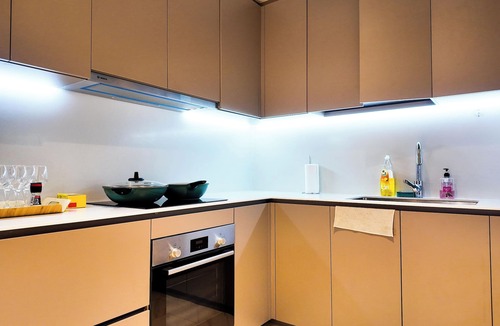 Golden Triangle Apartment | JD Home Stay | Three Bedroom Apartment with Balcony @ Eaton Residence KLCC