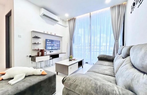 Taman Charming Apartment | Jeff & Ricky Homestay 140 The Podium Kuching