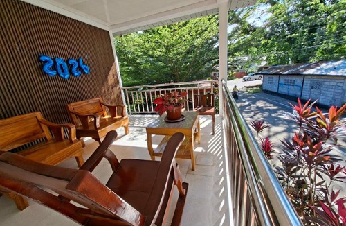 Mambajao House | Jenalfe Guest House