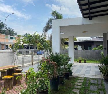 Jenjarom House | jm homestay semi d deluxe