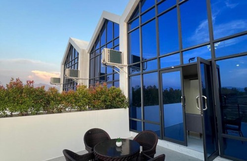 Dingras Hotel | JM Resort Hotel