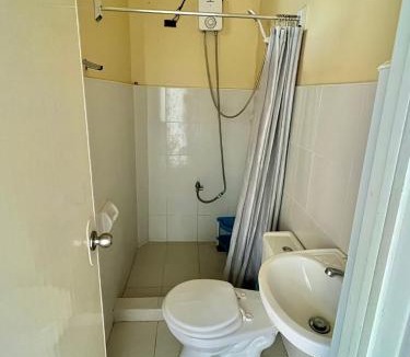Pilar Hostel | JMJ Homestay, near Magpupungko Rock Pools