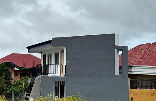 Pili Apartment | JNT Apartment is newly renovated studio with modern CR, w/huge parking space.