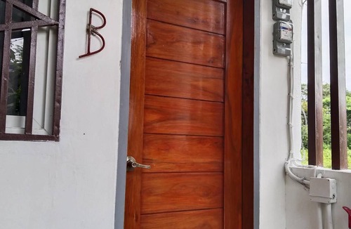 Pili Apartment | JNT Apartment is newly renovated studio with modern CR, w/huge parking space.