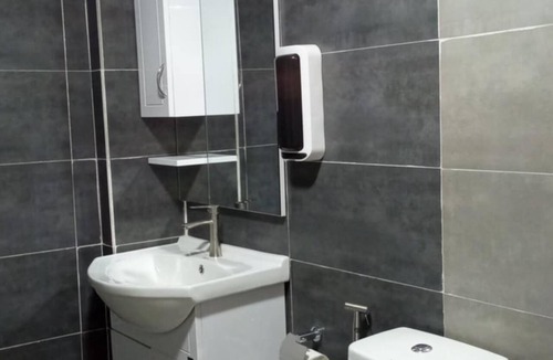 Pili Apartment | JNT Apartment is newly renovated studio with modern CR, w/huge parking space.