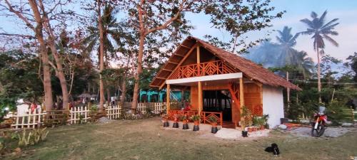 San Francisco Island House | John and Novy Camotes Beach Bungalows