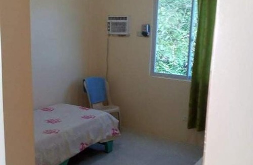 Barbaza Apartment | Johnny's Inn