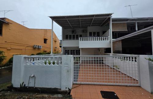 Taman Kota Laksamana House | Jonker Home 2 Walking Distance to Banda Hilir