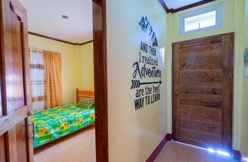 Coron Town Proper House | Joval Homestay