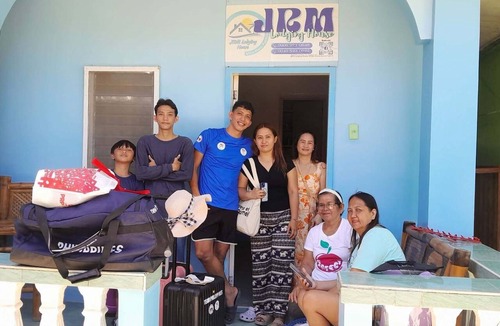 Puerto Galera Cabin | JRM LODGING HOUSE
