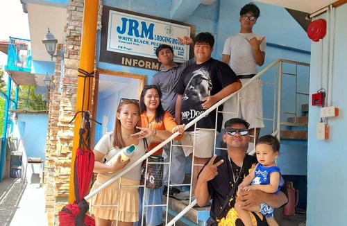 Puerto Galera Cabin | JRM LODGING HOUSE
