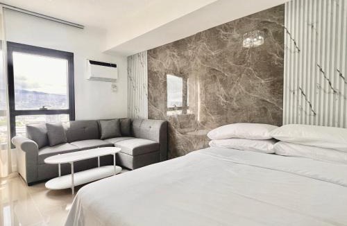 Bakilid Apartment | JTower Residences 17N05 Heart of Mandaue steps from SM JMall