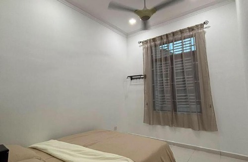 Rembia House | Julia Inn - Bungalow