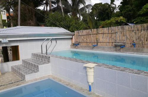 Pagudpud Resort | Jun and Carol Beach Cottages