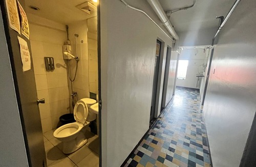 Downtown Hostel | Junction Hostel Poblacion Makati Avenue