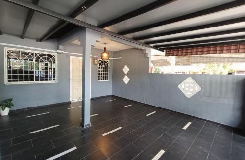 Taman Bukit Katil House | Juwita Homestay Bukit Katil - Free Unifi and 15 Minutes To Town
