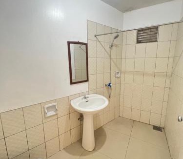 Currimao Hotel | Kadilian Beach House