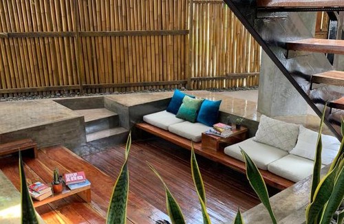 Alegria House | Kaha Island Stay