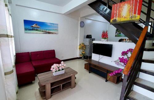 Tacloban Apartment | Kaitleen Home Stay Door 3
