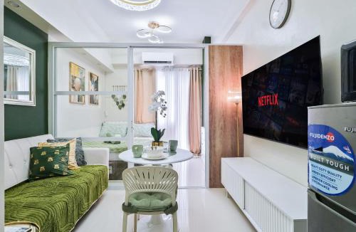 Basak Apartment | Kajas Condo Luxe at Primeworld District near Mactan-Cebu International Airport
