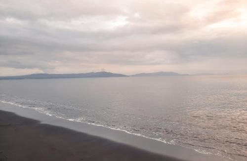 Lemery Hotel | Kampupot Beach Houses