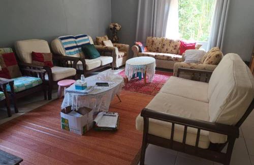 Padawan House | Karen Tibura Homestay
