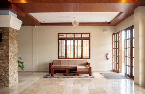 Pasuquin Hotel | Kasa Cailloux
