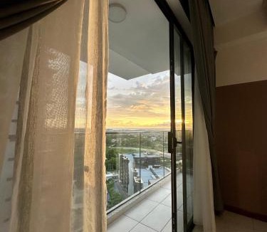 Penampang Apartment | KAVENUE Cybercity Sunset View, 8-10 pax