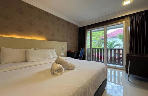 Parit Raja Hotel | Kesuma Villa Exclusive Stay Near UTHM Batu Pahat