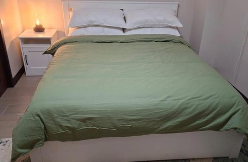 San Antonio Apartment | Key Luxe Studio Makati 20A