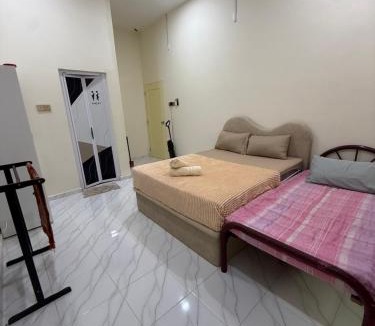 Bukit Besar House | Khalish Cottage