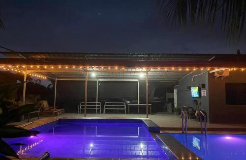 Malaybalay City House | Kian and Kayden's private pool and guesthouse