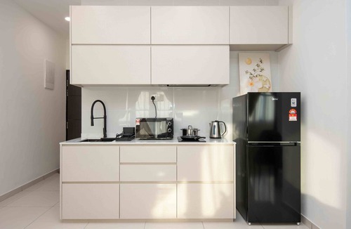 Taman Century Apartment | (Kids Fun) 2BR Space Apt near KSL CIQ JB