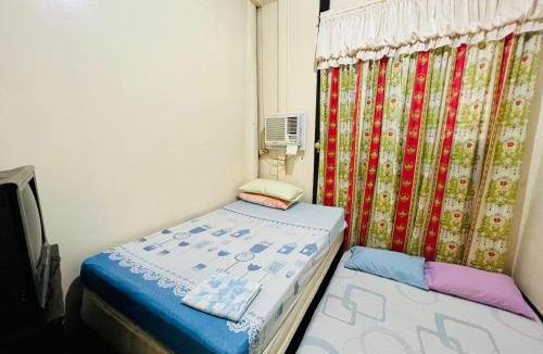 Bantay Hotel | King Henry's Transient House