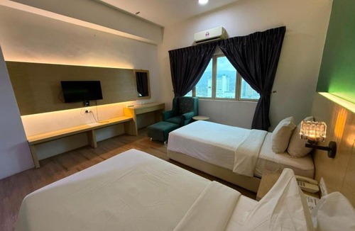 Taman Makmur Hotel | Kingston Hotel 25 - Summit Signature Batu Pahat, Johor