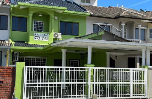 Taman Kota Laksamana House | Kota Laksamana 2-Strey Walk to Jonker Street