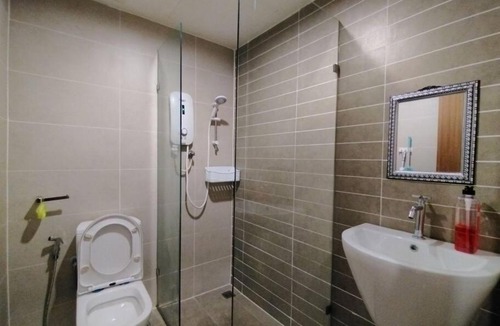 Batu Lintang Apartment | kozi Square Studio AL4