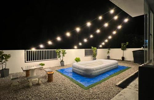 Bukit Rotan Villa | Kuala Selangor Semi -D 30pax Ev WallBox KTV Children Pool
