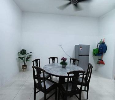 Kuantan House | Kuantan Nadira Suite Homestay