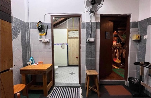 Lumut Hostel | KUASA Backpackers Hostel