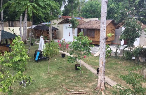 Dauis Cabin | Kubo A, Loft (M&K’s Guest House)