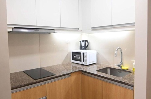 Tambo Condo | Kuya Awens Staycation Unit 15K
