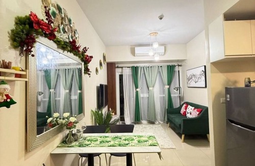 Tambo Condo | Kuya Awens Staycation Unit 15K