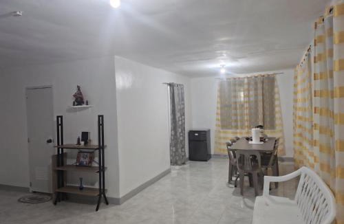 Tagbilaran House | L218 Stay and Go Transient House